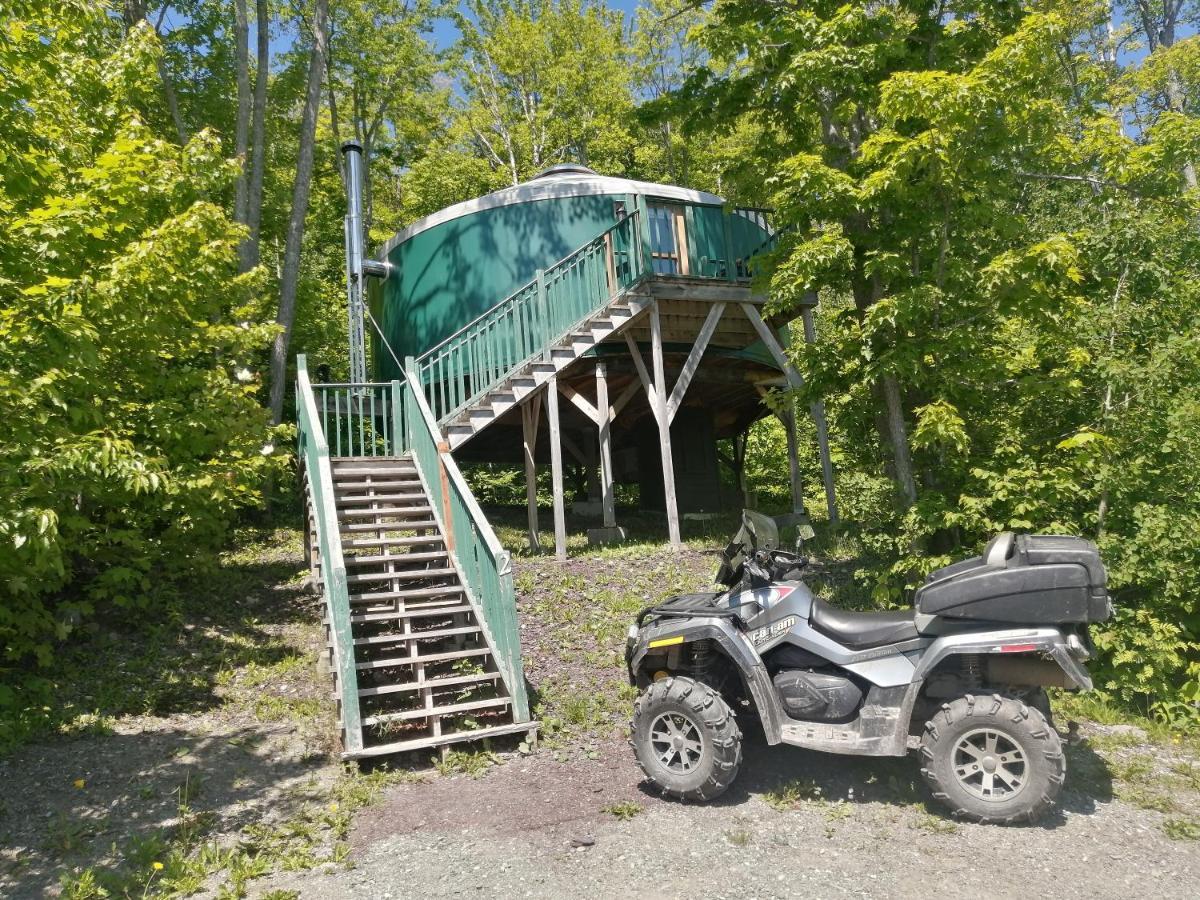 Parc Du Mont-Citadelle Villa Saint-Honore-de-Temiscouata Екстериор снимка